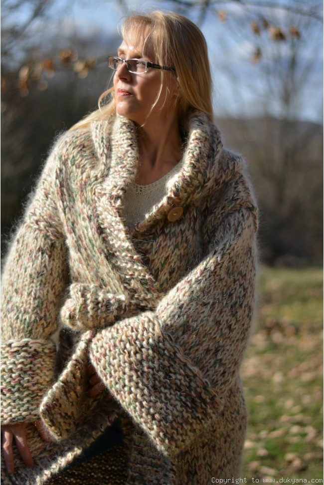 Chunky knitted long cardigan in earthly shades/CA124